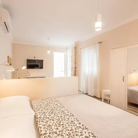 Appartement Karuzz 2 *